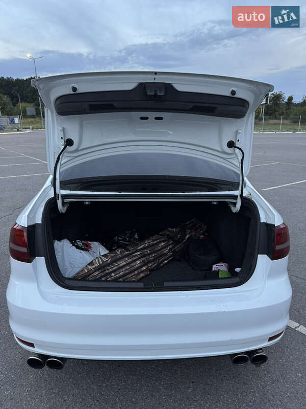 Седан Volkswagen Jetta 2016 в Полтаві фото 16 Седан Volkswagen Jetta 2016 в Полтаві