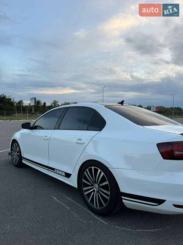 Седан Volkswagen Jetta 2016 в Полтаві фото 22 Седан Volkswagen Jetta 2016 в Полтаві