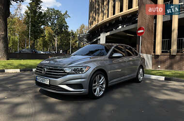 Седан Volkswagen Jetta 2019 в Харкові