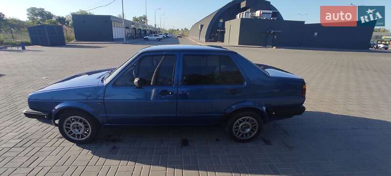 Седан Volkswagen Jetta 1986 в Днепре