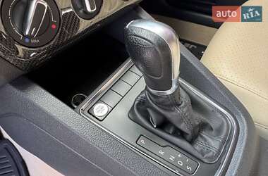 Седан Volkswagen Jetta 2015 в  фото 13 Седан Volkswagen Jetta 2015 в