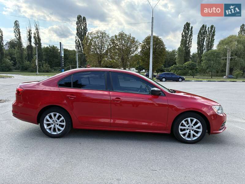 Volkswagen Jetta 2014