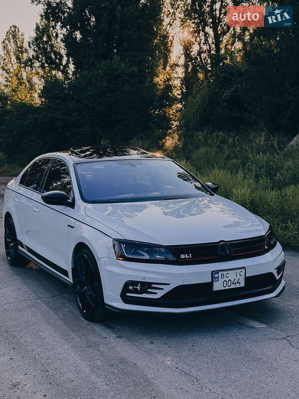 Седан Volkswagen Jetta 2017 в Кременчуці