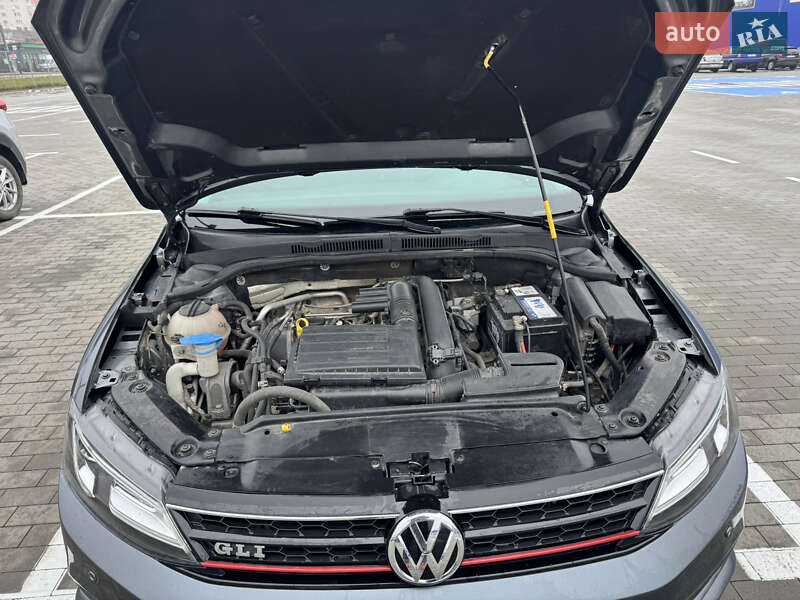 Седан Volkswagen Jetta 2016 в Виннице фото 5 Седан Volkswagen Jetta 2016 в Виннице