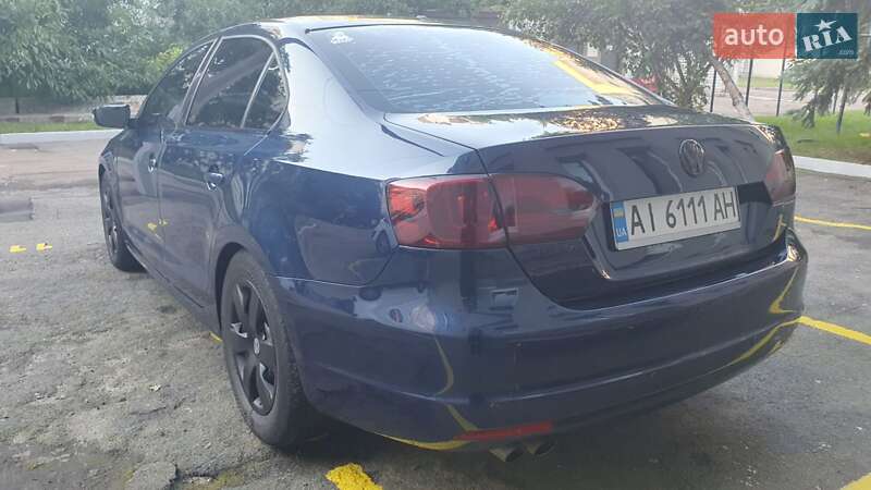 Седан Volkswagen Jetta 2012 в Броварах