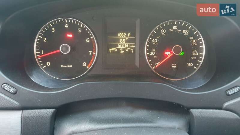 Седан Volkswagen Jetta 2012 в Броварах