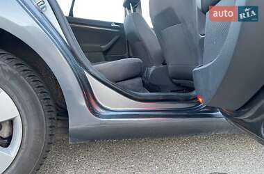Седан Volkswagen Jetta 2006 в 