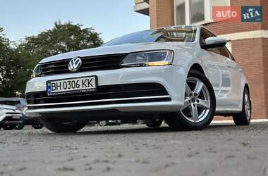 Седан Volkswagen Jetta 2016 в Одессе