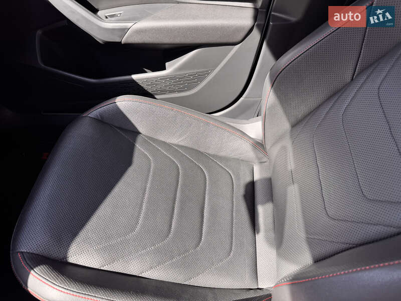 Седан Volkswagen Jetta 2019 в Одесі фото 19 Седан Volkswagen Jetta 2019 в Одесі