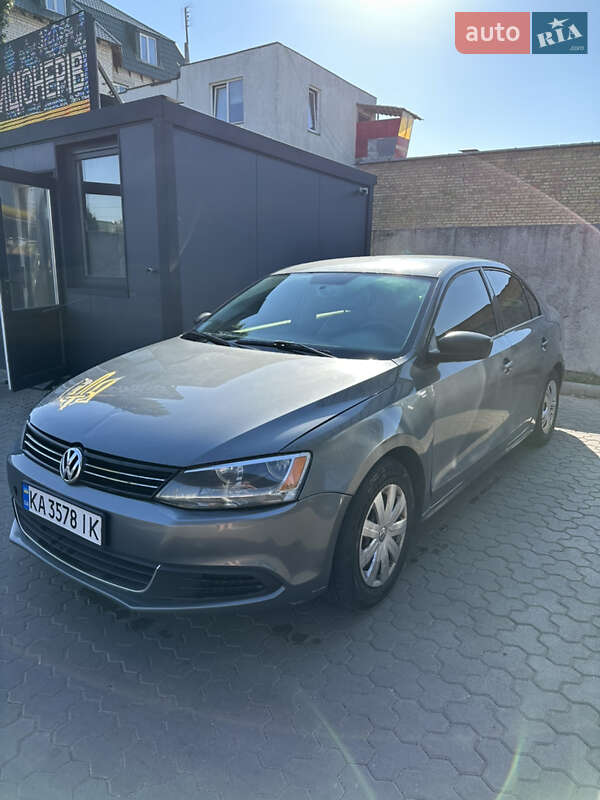 Volkswagen Jetta 2014