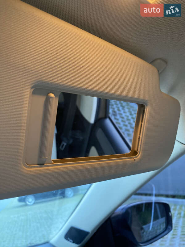 Седан Volkswagen Jetta 2013 в Луцьку