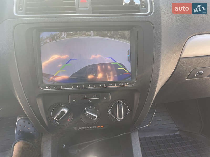 Седан Volkswagen Jetta 2010 в Решетилівці фото 13 Седан Volkswagen Jetta 2010 в Решетилівці