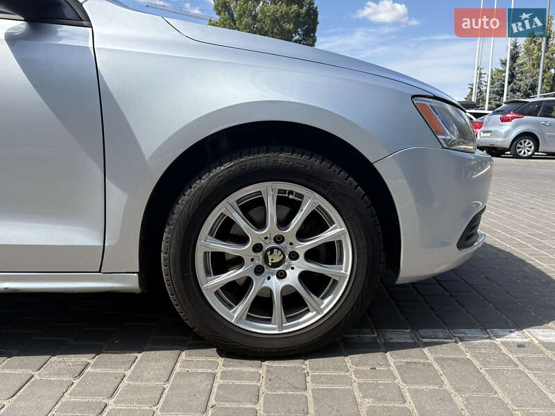 Седан Volkswagen Jetta 2010 в Одессе