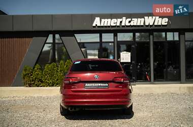 Седан Volkswagen Jetta 2016 в 