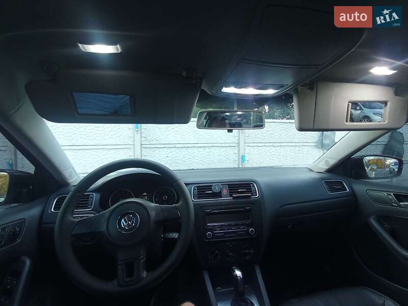 Седан Volkswagen Jetta 2013 в Кривом Роге