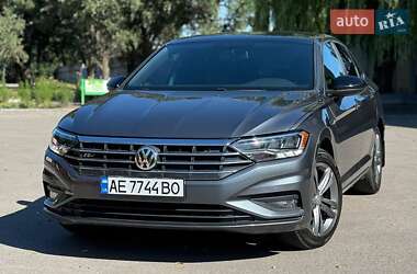 Седан Volkswagen Jetta 2019 в Львове
