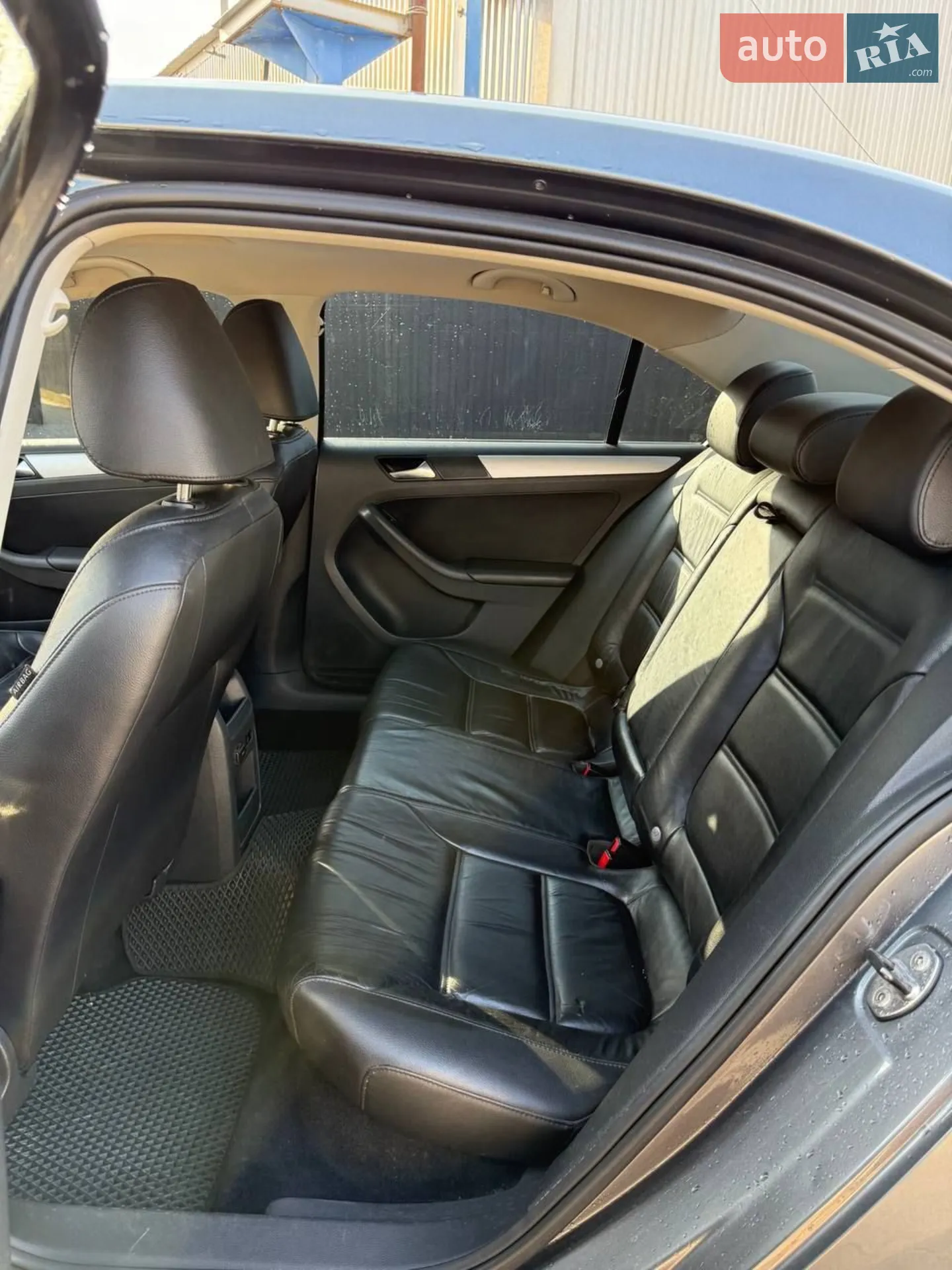 2011 Volkswagen Jetta - мініатюра 12