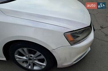 Седан Volkswagen Jetta 2010 в  фото 23 Седан Volkswagen Jetta 2010 в