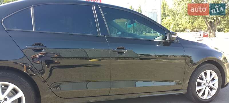 Седан Volkswagen Jetta 2010 в Одессе