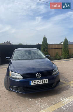 Седан Volkswagen Jetta 2014 в Львове