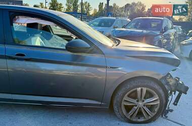 Седан Volkswagen Jetta 2018 в 
