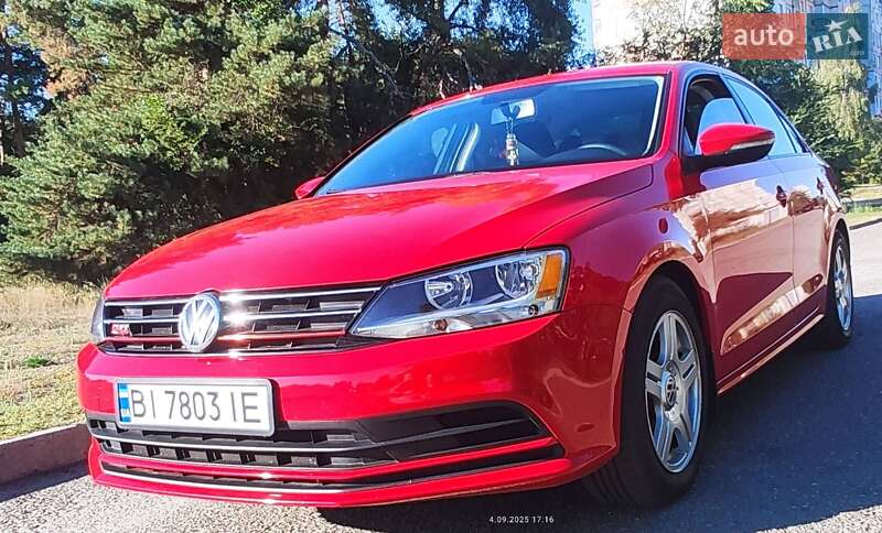 Седан Volkswagen Jetta 2015 в 