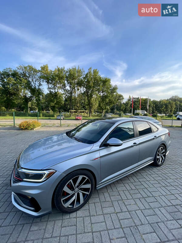 Volkswagen Jetta 2019