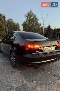 Седан Volkswagen Jetta 2014 в 