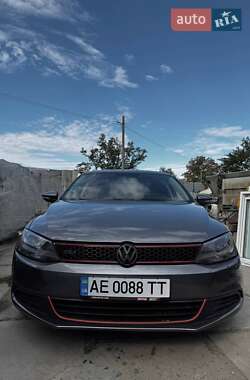Седан Volkswagen Jetta 2012 в Апостолово