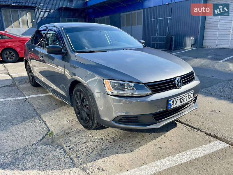 Седан Volkswagen Jetta 2011 в Харькове