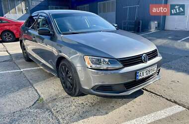 Седан Volkswagen Jetta 2011 в 