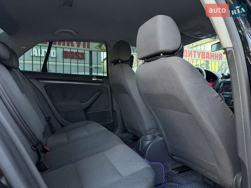 Седан Volkswagen Jetta 2005 в Николаеве фото 35 Седан Volkswagen Jetta 2005 в Николаеве