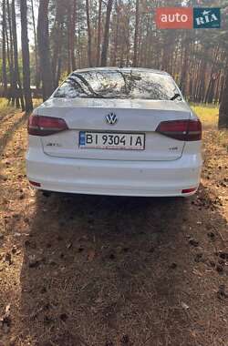 Седан Volkswagen Jetta 2016 в 