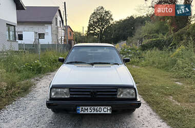 Седан Volkswagen Jetta 1988 в Житомире