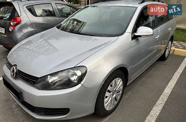 Універсал Volkswagen Jetta 2014 в Києві