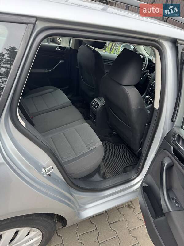 Універсал Volkswagen Jetta 2014 в Києві