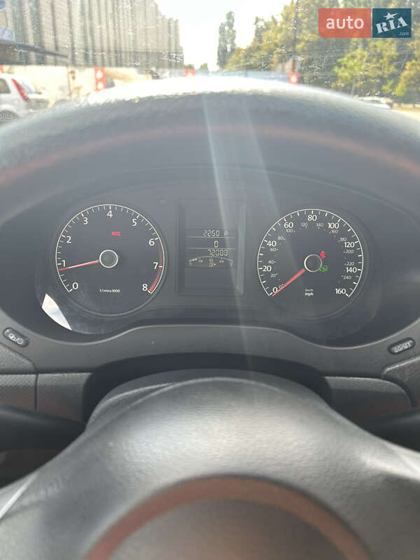 Седан Volkswagen Jetta 2013 в Киеве