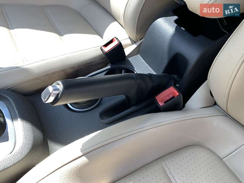 Седан Volkswagen Jetta 2014 в Дніпрі