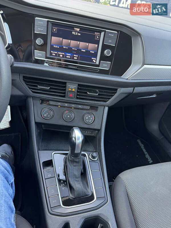 Седан Volkswagen Jetta 2021 в Харькове