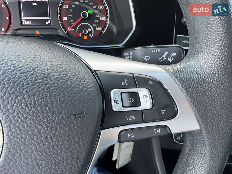 Седан Volkswagen Jetta 2021 в Харькове