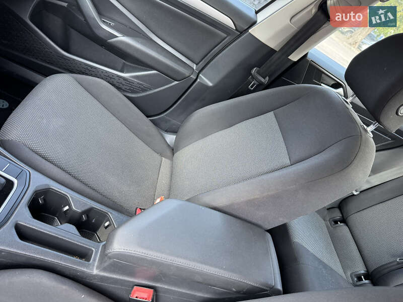 Седан Volkswagen Jetta 2021 в Харькове