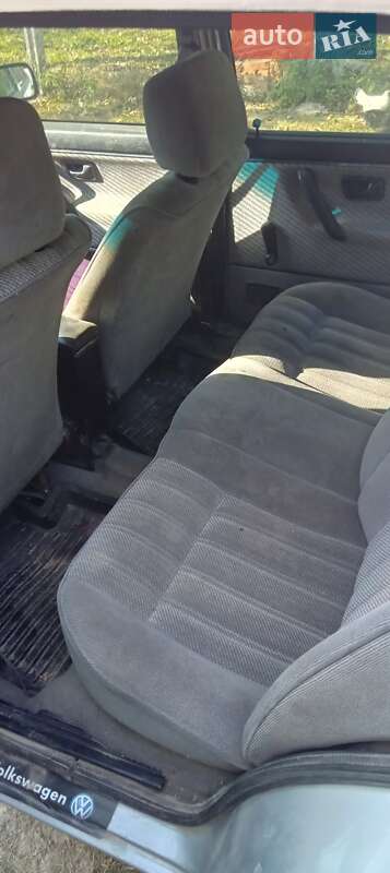 Седан Volkswagen Jetta 1984 в Рава-Руській