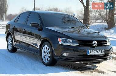 Седан Volkswagen Jetta 2015 в Києві