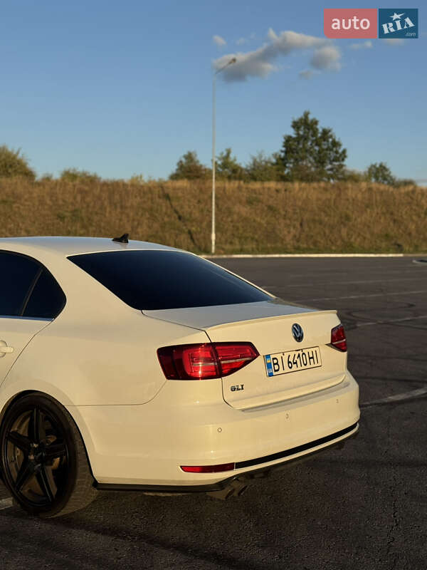 Седан Volkswagen Jetta 2017 в Полтаве