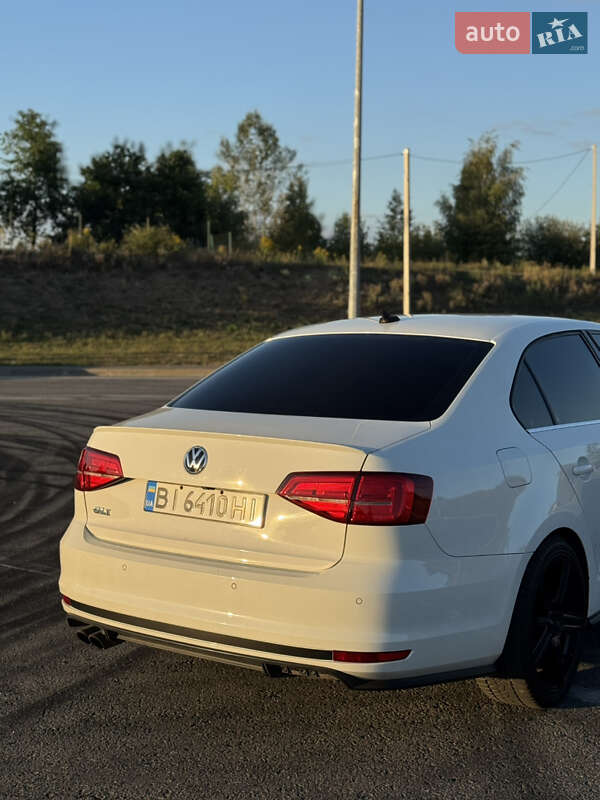 Седан Volkswagen Jetta 2017 в Полтаве