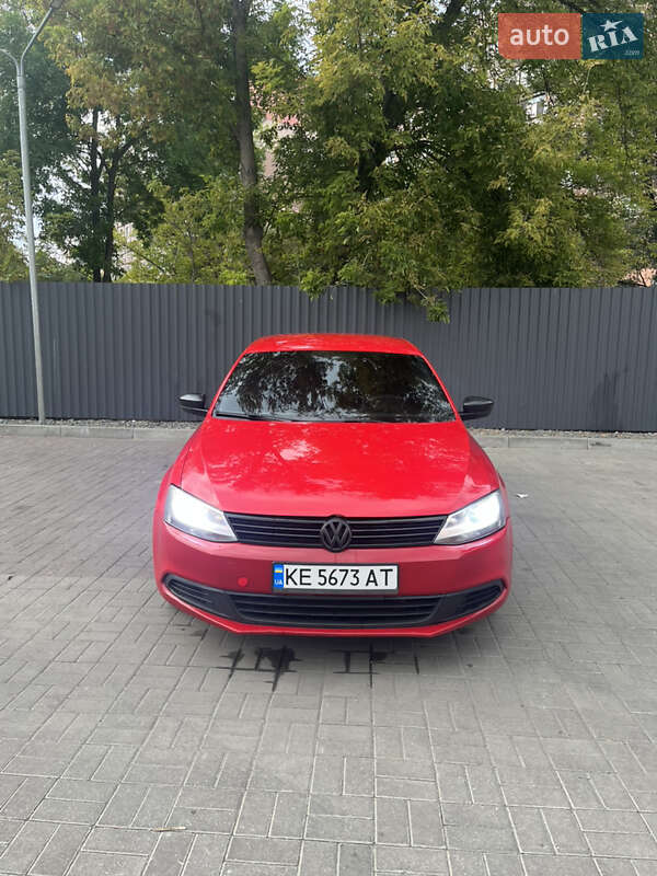 Седан Volkswagen Jetta 2012 в Днепре