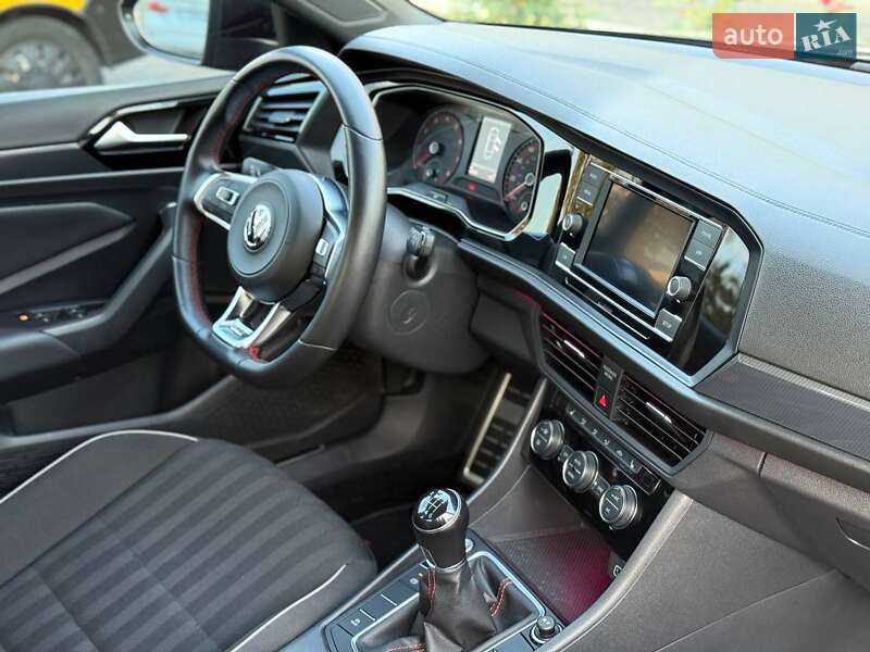 Седан Volkswagen Jetta 2019 в Одессе фото 61 Седан Volkswagen Jetta 2019 в Одессе
