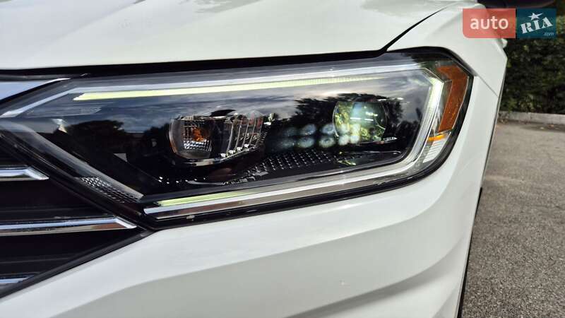 Седан Volkswagen Jetta 2019 в Запорожье