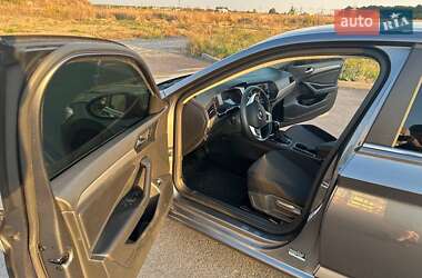 Седан Volkswagen Jetta 2019 в 