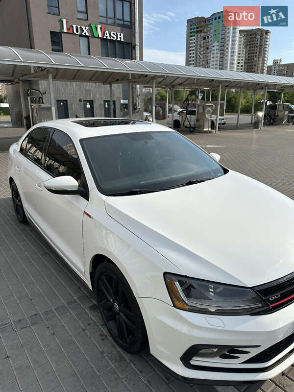 Седан Volkswagen Jetta 2012 в Киеве